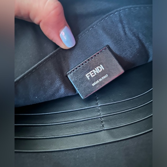 FENDI Leather Clutch Zip Pouch Black - Picture 10 of 13